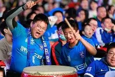 米乐官方网站-球迷们感到很迷茫,面对这场比赛