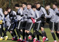 米乐官方网站-球队备战劲旅比赛，主帅集训现况解析