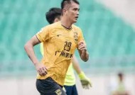 米乐官网app-德比战役即将上演，球队死磕争取胜利(德比内战)